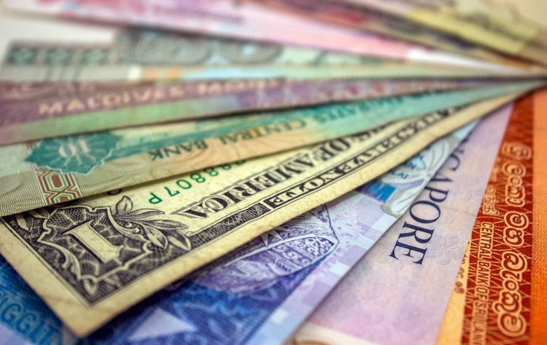 Top 10 strongest currencies in the world 